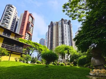 Apartamento no Batel de 183 m² com 3 quartos