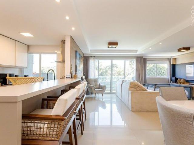 Apartamento no Bauhaus, 03 Quartos, 02 Vagas, Lareira, São Francisco, Curitiba