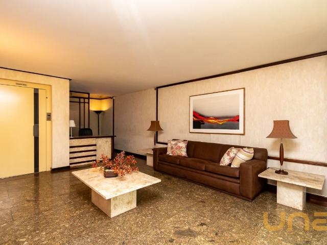 Apartamento no Bigorrilho de 254 m² com 3 quartos