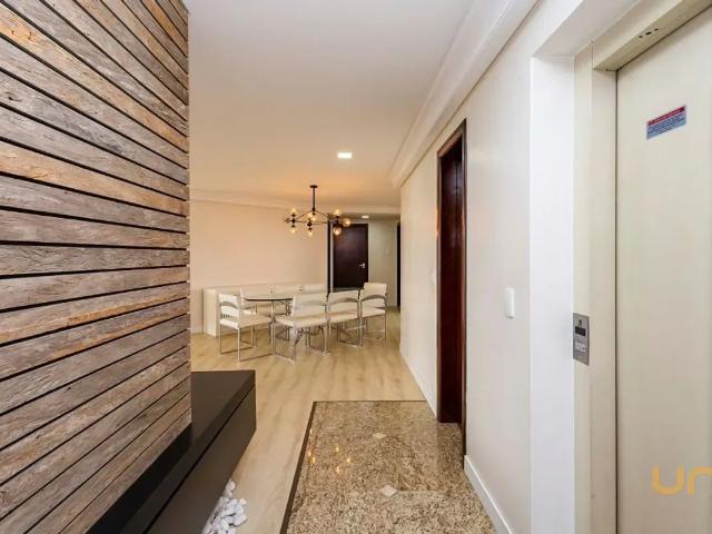 Apartamento no Bigorrilho de 207 m² com 3 quartos
