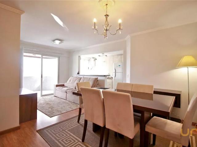 Apartamento no Bigorrilho de 94 m² com 2 quartos