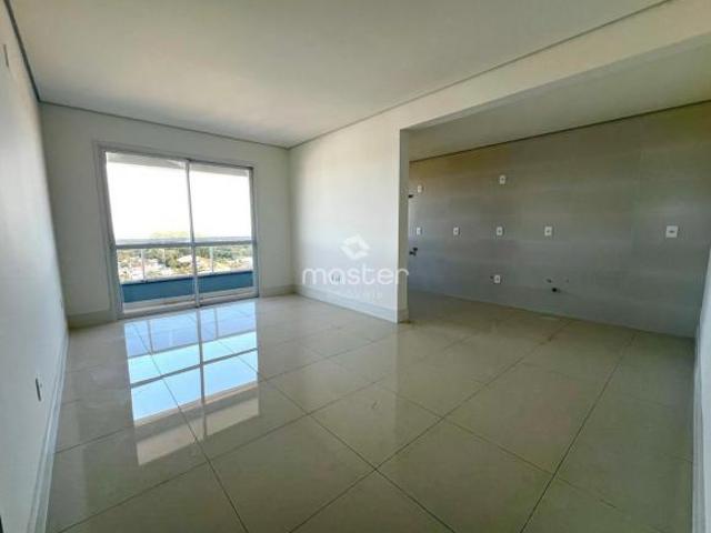 APARTAMENTO NO BOQUEIRÃO ED. LE PARC