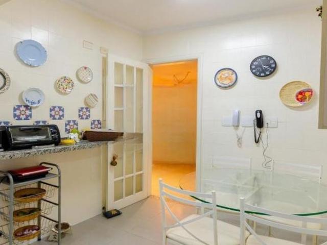 Apartamento no Brooklin com 130m², 4 quartos, 1 suíte, 3 vagas