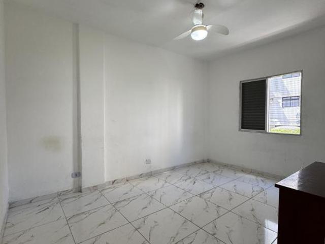 Apartamento no Canto do Forte em Praia Grande SP
