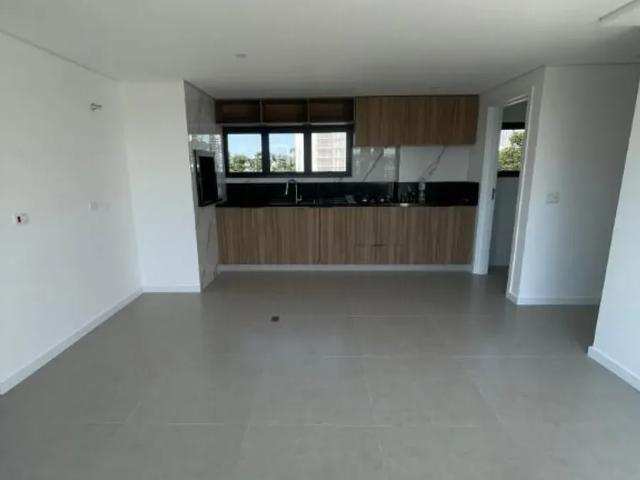 Apartamento no Cabral de 103 m² com 2 quartos