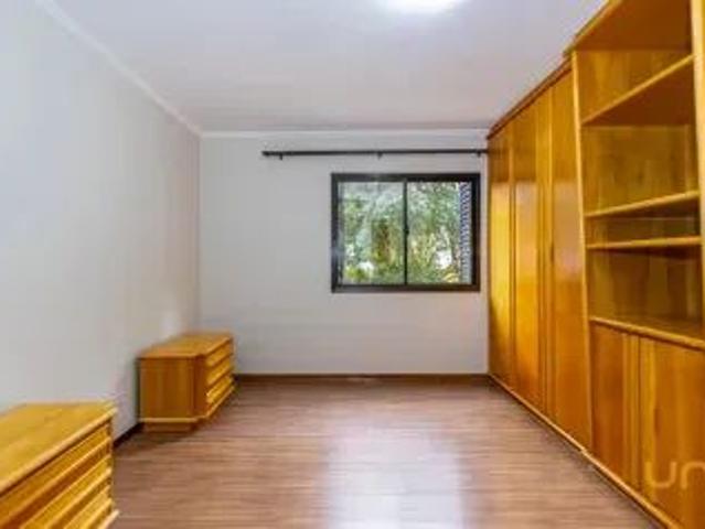 Apartamento no Cabral de 123 m² com 3 quartos