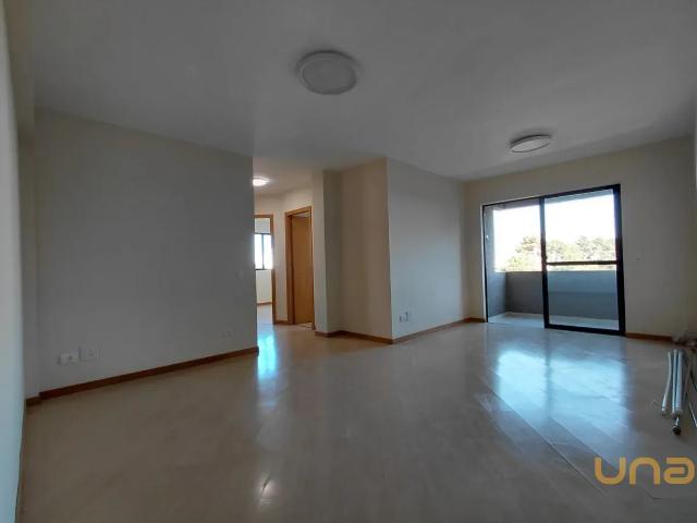 Apartamento no Cabral de 123 m² com 3 quartos