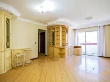 Apartamento no Cabral de 123 m² com 3 quartos