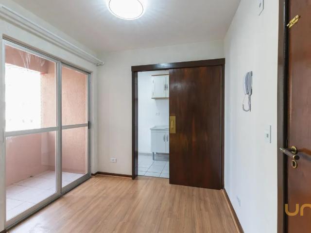 Apartamento no Cabral de 80.39 m² com 2 quartos