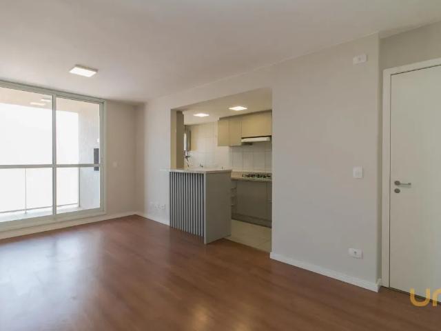 Apartamento no Capão Raso de 101.92 m² com 2 quartos