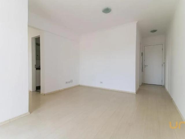 Apartamento no Capão Raso de 102.1 m² com 3 quartos