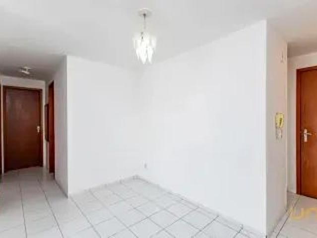Apartamento no Capão Raso de 85 m² com 2 quartos