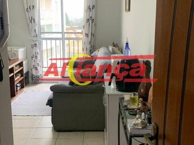 APARTAMENTO NO CENTRO, 01 QUARTO COM SACADA!