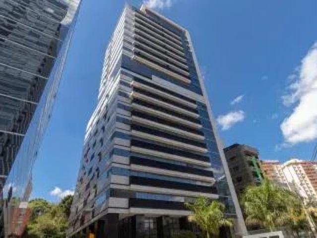 Apartamento no Centro Cívico de 112.1 m² com 2 quartos