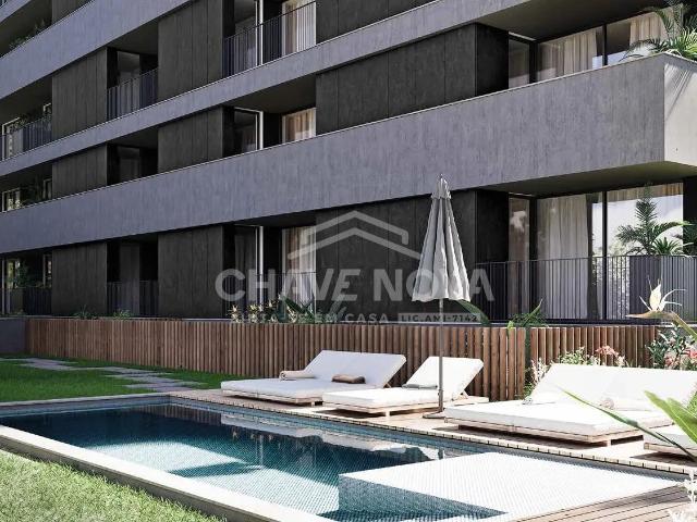 Apartamento no Centro de João da Madeira T3 no Pateo 1896, com Piscina!