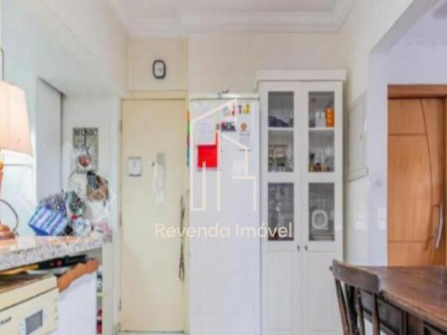 Apartamento no Condomínio Conjunto Angélica na Santa Cecília com 130m² 3 dormitó