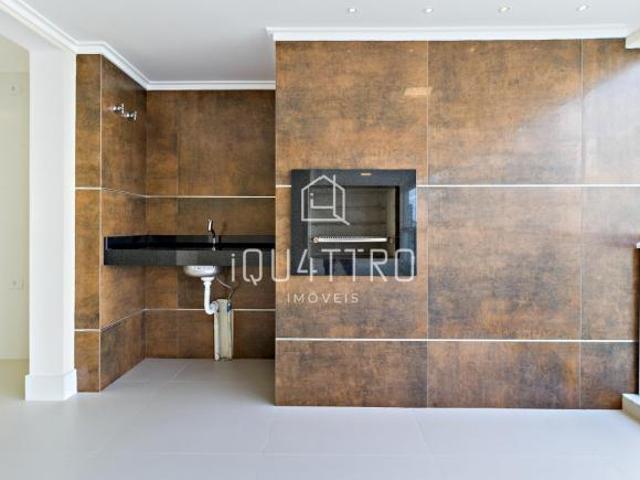 Apartamento no Condomínio Quartier | Água Verde. Lazer, conforto e segurança