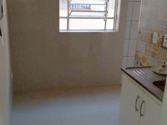 Apartamento no Conjunto Residencial José Bonifácio em São Paulo SP código 24180