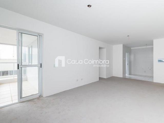 Apartamento no Cristo Rei com 2 dormitórios e saca