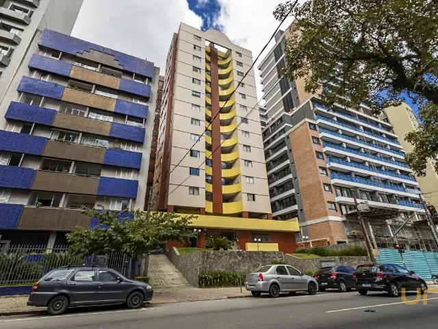 Apartamento no Cristo Rei de 125.22 m² com 3 quartos