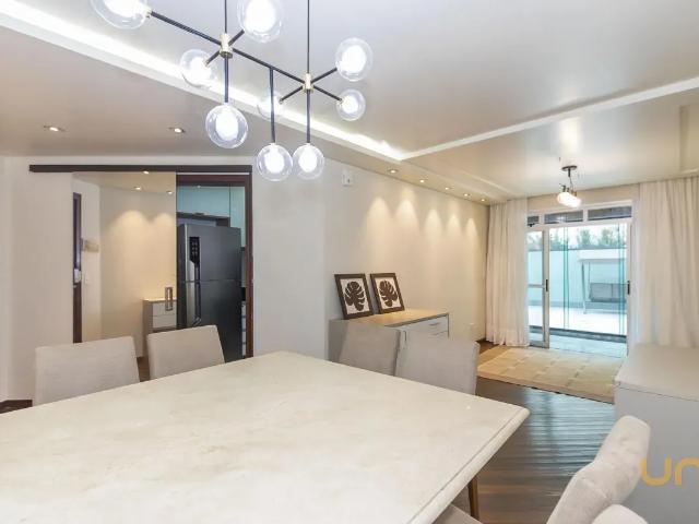 Apartamento no Cristo Rei de 139.41 m² com 2 quartos