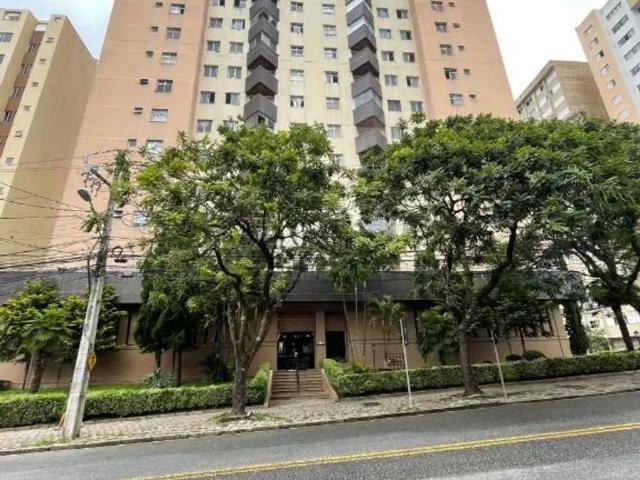 Apartamento no Cristo Rei de 84 m² com 2 quartos