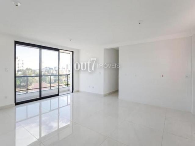 Apartamento no Ed. Dona Leonora SJP