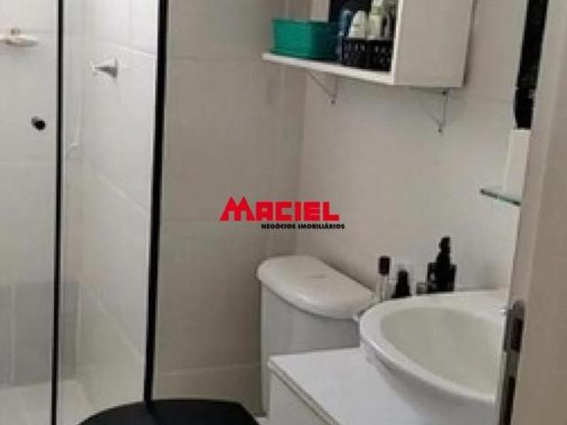 Apartamento no Edifício Brisa do Parque III