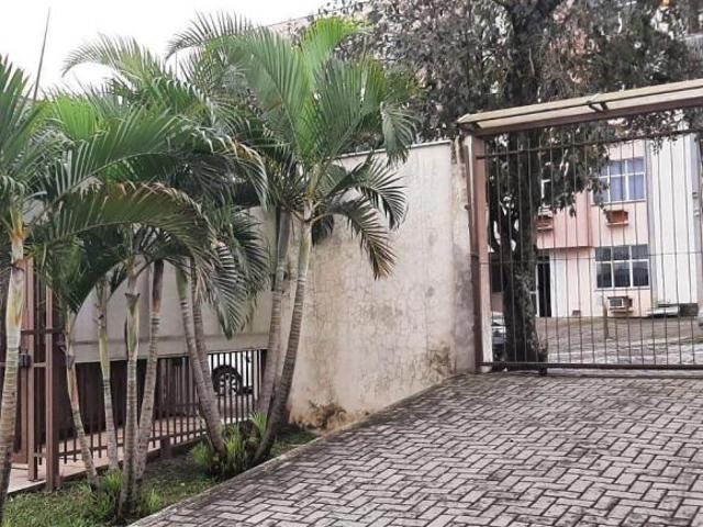 Apartamento no Edifício Solar Bella Vista de 3 dormitórios amplo, sacada, garage