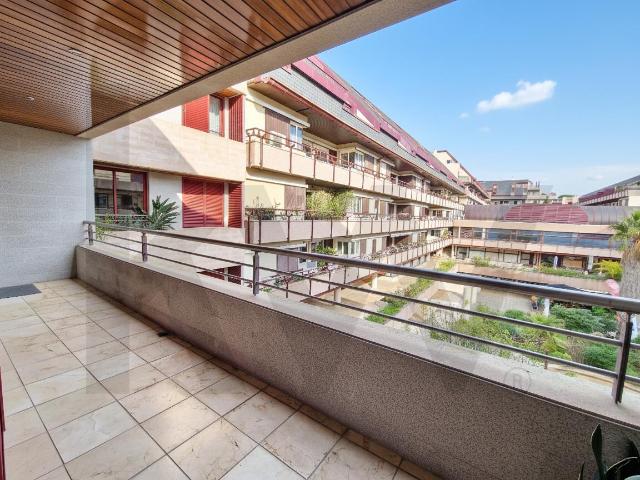 Apartamento no Estoril – Frente ao Casino, com piscina, SPA e garagem box
