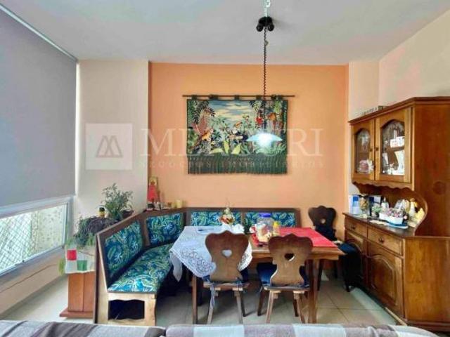 Apartamento no Guarujá, Pitangueiras, 3 Quartos, Sala para 2 Ambientes e Cozinha Mobiliada Mercuri