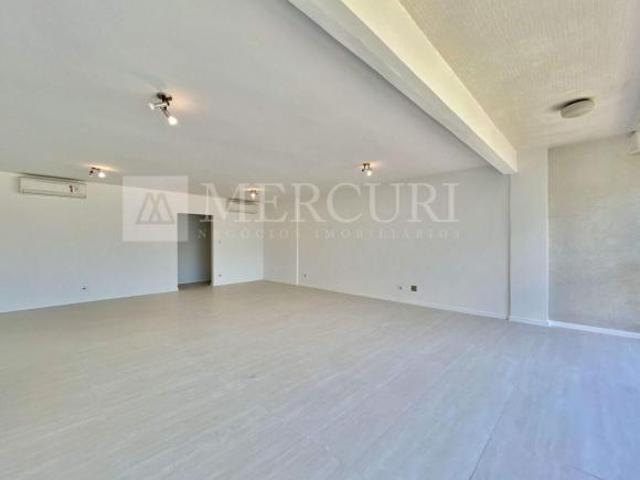 Apartamento no Guarujá, Pitangueiras, 3 Quartos, Sendo 2 Suítes e Sacada com Vista Total para o Mar