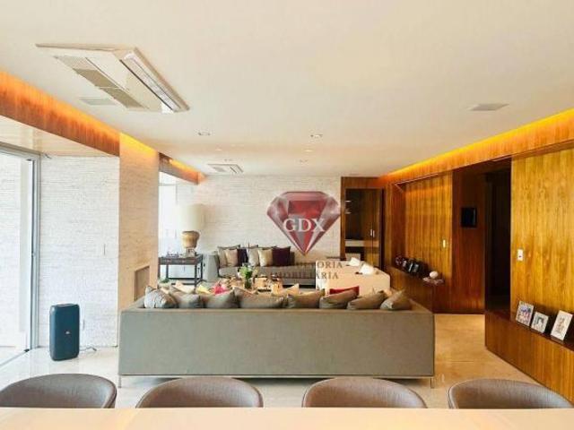 Apartamento no Hemisphere Moema