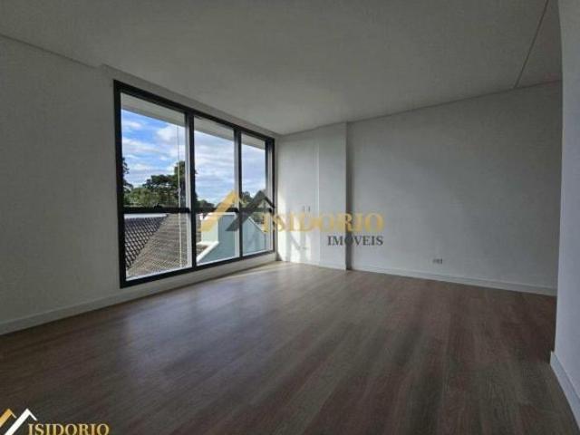 APARTAMENTO NO HUGO LANGE! 03 SUÍTES, SACADA C/ CHURRAS, 02 GAR