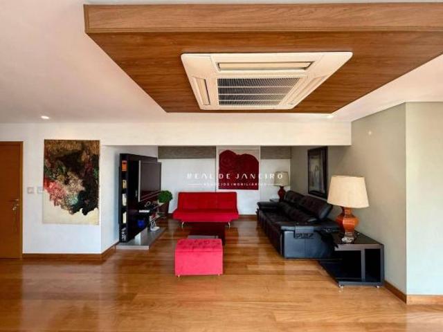 Apartamento no Jardim América: 200 m², 3 quartos e 2 vagas