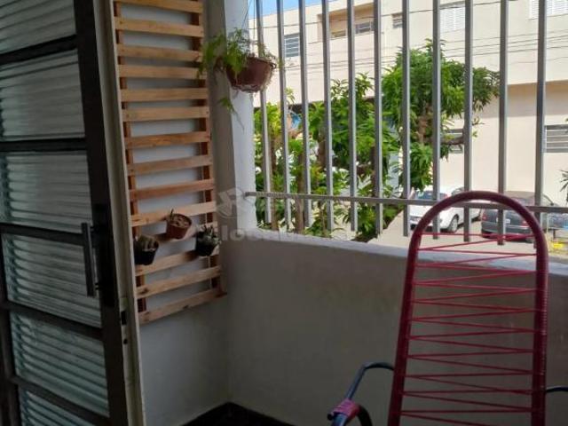 Apartamento no Jardim Bordon, 02 dormitórios com armários sendo 1 tipo apartamento