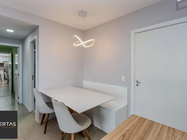 Apartamento no Jardim Lindóia de 2 dormitórios vaga e infra