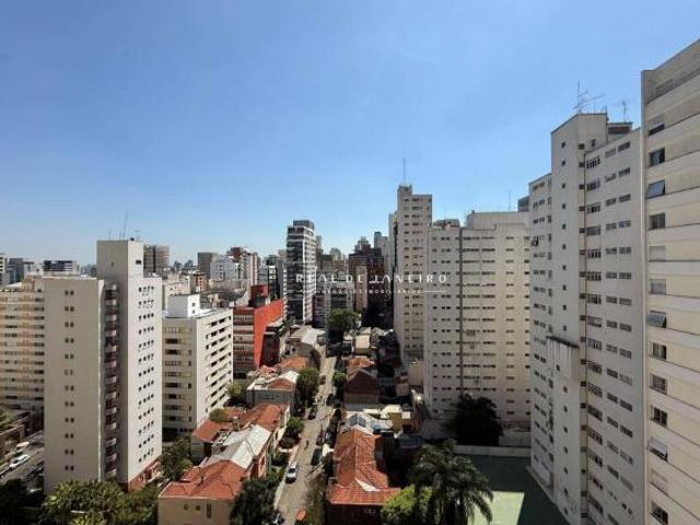 Apartamento no Jardim Paulista: 198 m², 4 quartos e 2 vagas