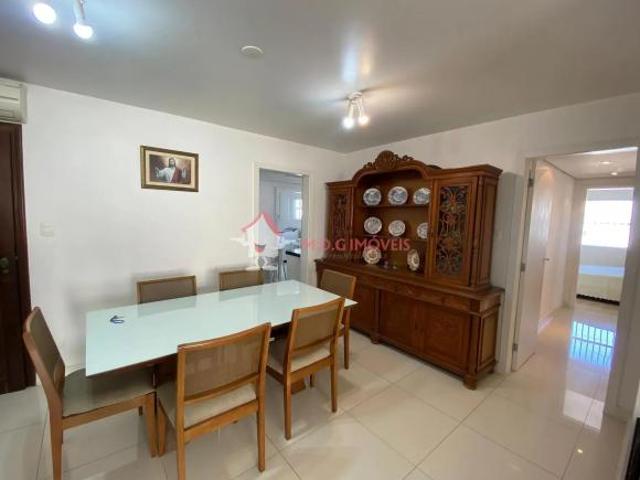 Apartamento no Jardim Paulista, na Alameda Joaquim Eugênio de Lima, com 3 quartos sendo 2 suítes, 1