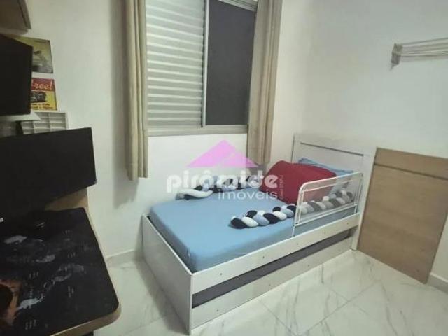 Apartamento no Jardim Terras do Sul no Condomínio Residencial Araucária em São José dos Campos