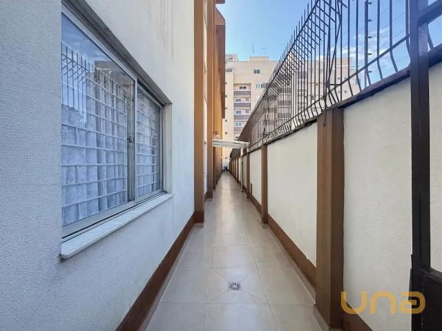 Apartamento para alugar 2 quartos, 62 m² em Mercês, Curitiba Edifício Brigadeiro