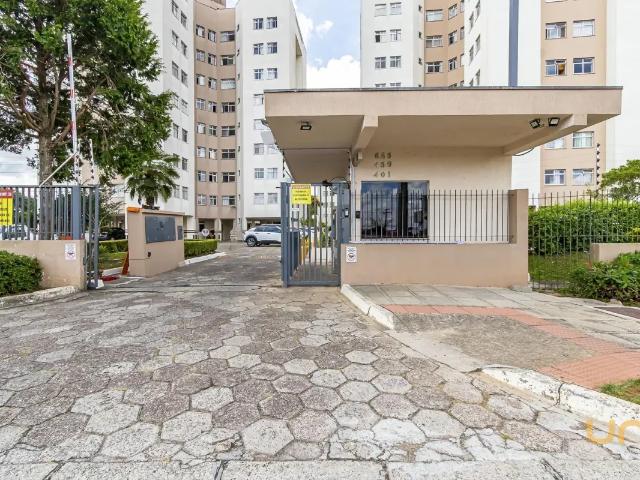Apartamento no Novo Mundo de 72.95 m² com 2 quartos