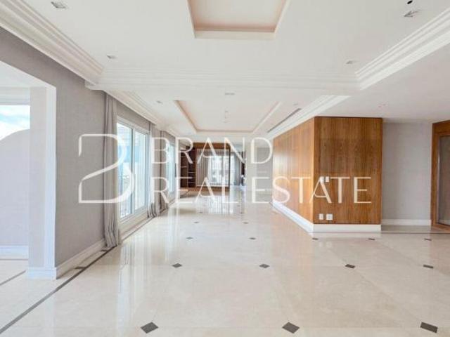 Apartamento no Parque Cidade Jardim com 472 m2 e ampla e longa vista