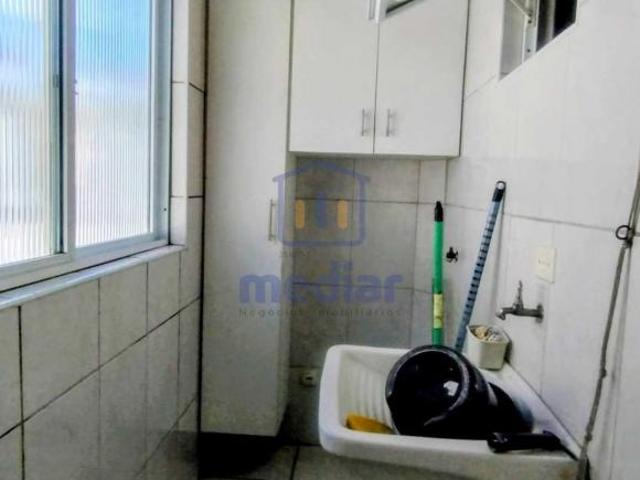Apartamento no primeiro andar, 2 dormitórios, suíte, tipo sobreposta com garagem