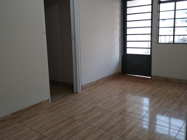 Apartamento no Residencial Mariela com Varanda