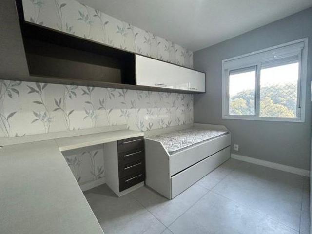 Apartamento com 3 quartos suíte churrasqueira 1 vaga no bairro Jardim Carvalho em Porto Alegre