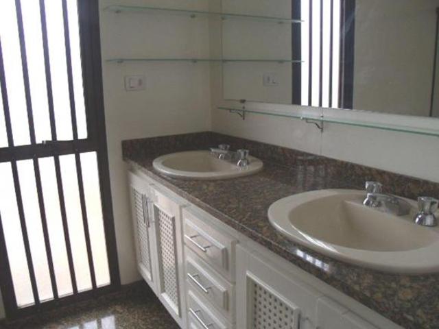 Apartamento no Santo Amaro em São Paulo SP código 17999