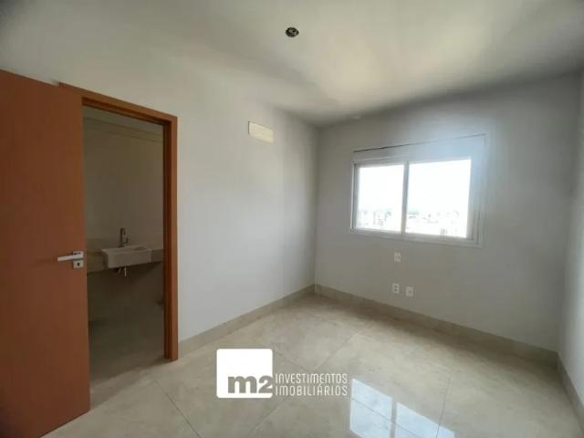 Apartamento no Setor Oeste com 4 quartos
