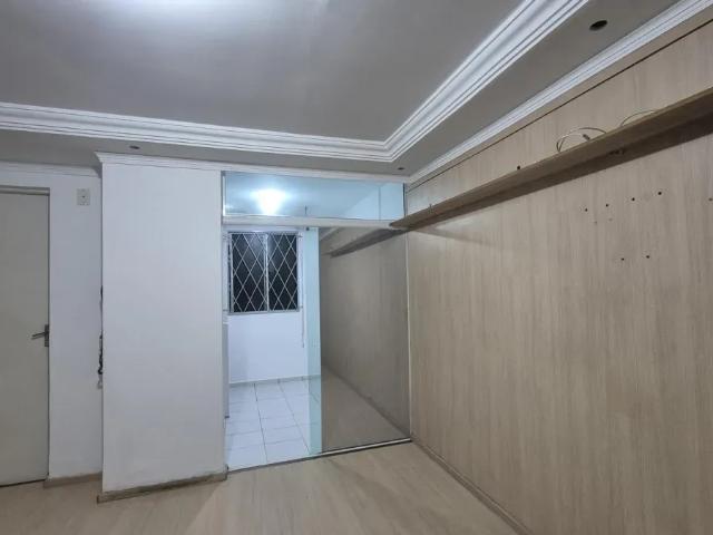 Apartamento no Sítio Cercado de 47 m² com 2 quartos