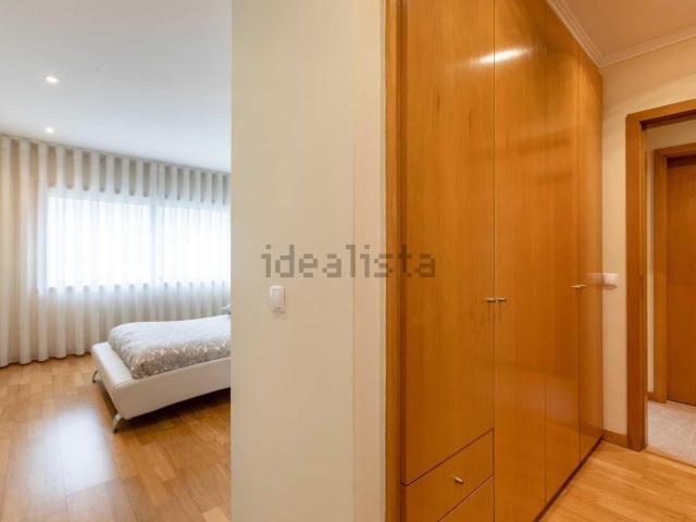 Apartamento, Nogueira e Silva Escura